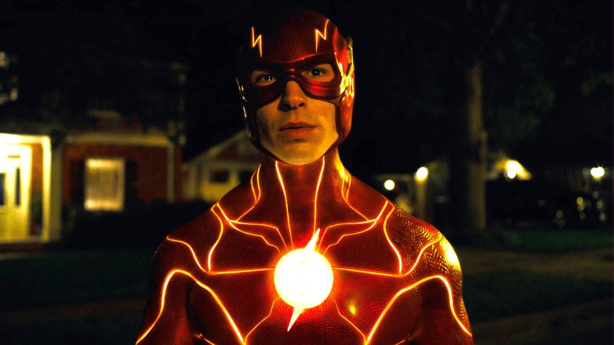 Barry Allen em cena do passado de The Flash