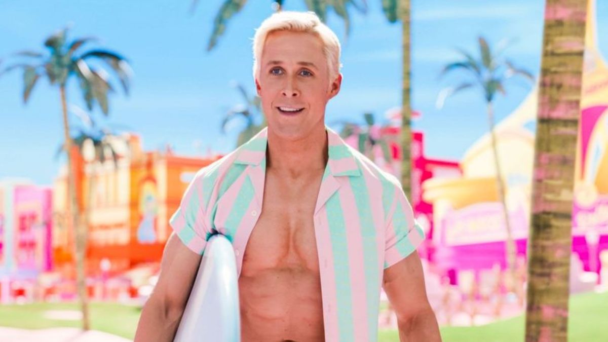 Ryan Gosling como Ken em praia de Barbie